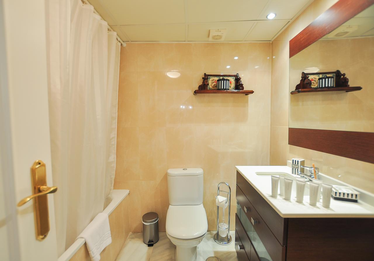 Ferienwohnung Acogedor Apartamento Junto A Calle Larios By Renthas Málaga Exterior foto
